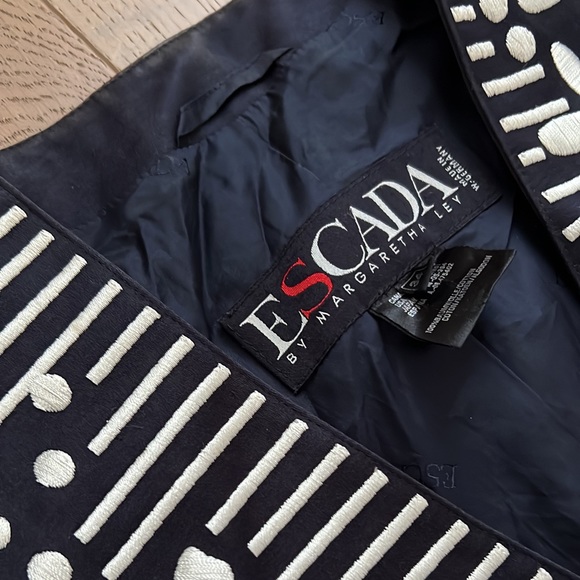 Escada by Margaretha Let Navy Blue Blazer - Picture 2 of 3